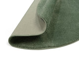 Yaris 409 Grün - Detailaufnahme Teppich-Unterseite