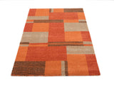 Pello 567 Orange - Perspektivische Ansicht auf den ganzen Teppich