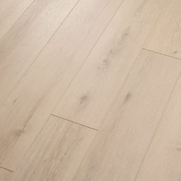 Detailbild von COREtec Klick-Vinyl Eiche Alto dezentes Dekor in Holzoptik mit lackierter 4V-Fase