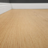 Closeup von dem Boden Klick Vinyl Basic Eiche Elmshorn Braun Rigid Trittschall Integriert