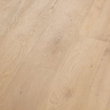 Detailbild von COREtec Klick-Vinyl Eiche Forest dezentes Dekor in Holzoptik mit Mikrofase