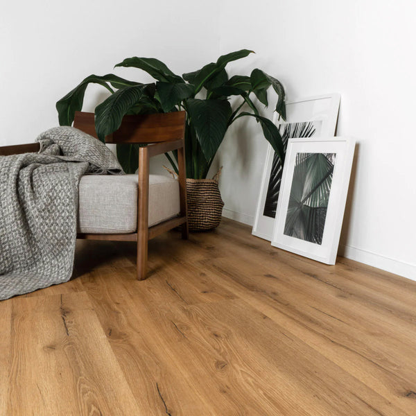 Leseecke Raumbild von Klick-Vinyl Eiche Norderney rustikales Dekor in Holzoptik