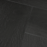 Detailbild von Klick-Vinyl Eiche Mellum dezentes Dekor in Holzoptik mit lackierte 4V-Fase