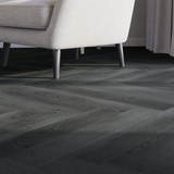 Sitzecke Closeup Klick-Vinyl Eiche Mellum dezentes Dekor in Holzoptik