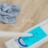 Detailbild von Klick-Vinyl Eiche Stralsund wasserfest mit pflegeleichter Oberfläche