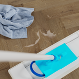 Detailbild von Klick-Vinyl Eiche Sylt wasserfest mit pflegeleichter Oberfläche