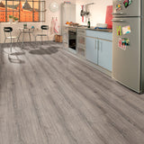 Esszimmer Raumbild von Laminat Eiche Lahntal markantes Dekor in Holzoptik