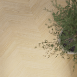 Lifestylebild von Laminat Eiche Pfälzerwald dezentes Dekor in Holzoptik