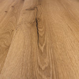 Closeup von Klick-Vinyl Eiche Norderney rustikales Dekor in Holzoptik detaillierte Maserung