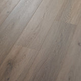 Detailbild von COREtec Klick-Vinyl Eiche Belvoir markantes Dekor in Holzoptik mit lackierter 2V-Fase