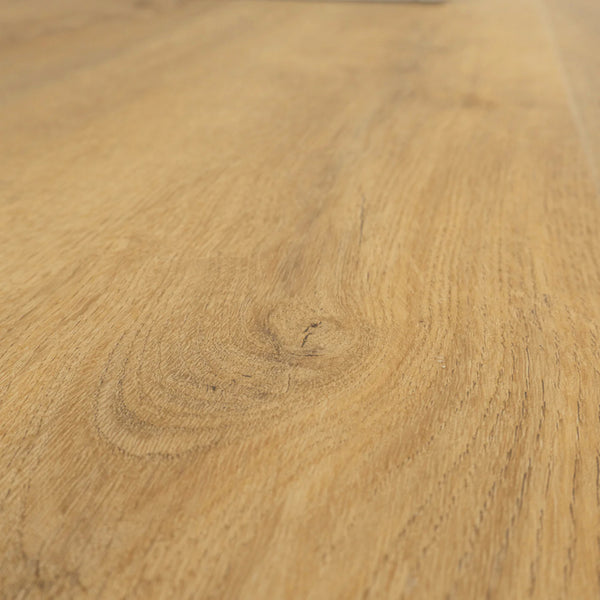 Detailbild der Maserung von Klick Vinyl Premium Eiche Spiekeroog Braun Rigid Trittschall Integriert