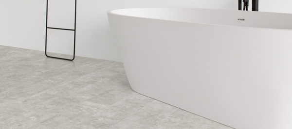 Vinylboden in der Dusche verlegen: Profi-Anleitung
