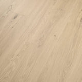 Nahaufnahme Microfase Klick-Vinyl Eiche Yukon klassische Diele in Holzoptik