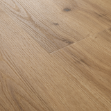 Detail 4V-Fase Klick-Vinyl Eiche Hunte Diele in Holzoptik