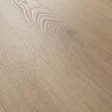 Nahaufnahme Astloch Maserung Klick-Vinyl Eiche Florstadt