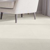 Sitzecke Closeup Klick-Vinyl Stein Vechta dezentes Dekor in Fliesenoptik