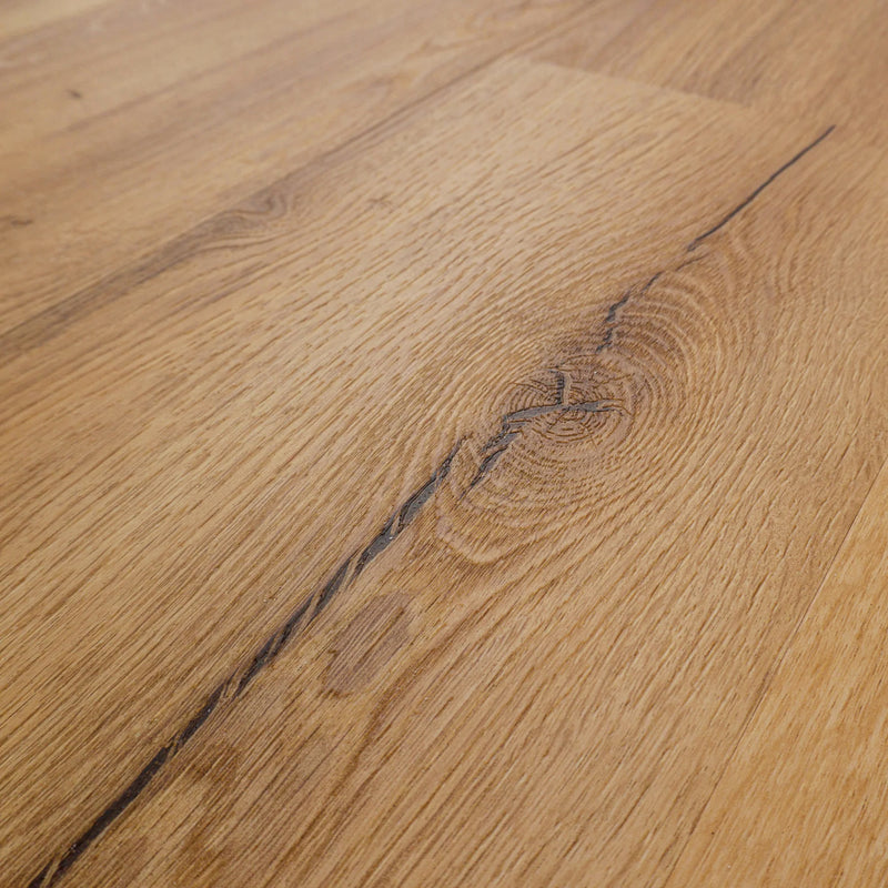 Closeup Maserung Klebe-Vinyl Eiche Norderney Holzoptik Braun